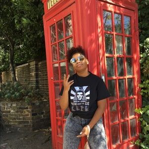 Meet your Posher, Khandi